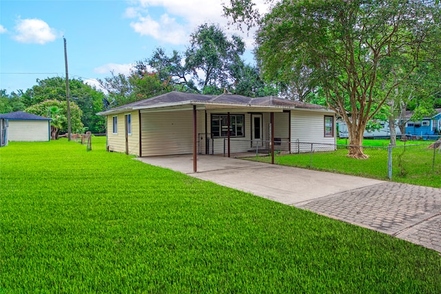 ranch-style home with a front lawn