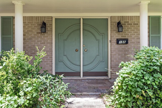 view of exterior entry