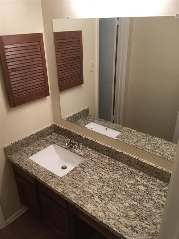 bathroom with vanity