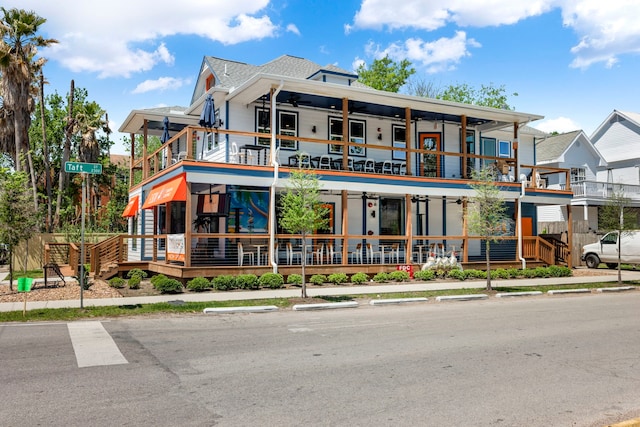 exterior space featuring a balcony