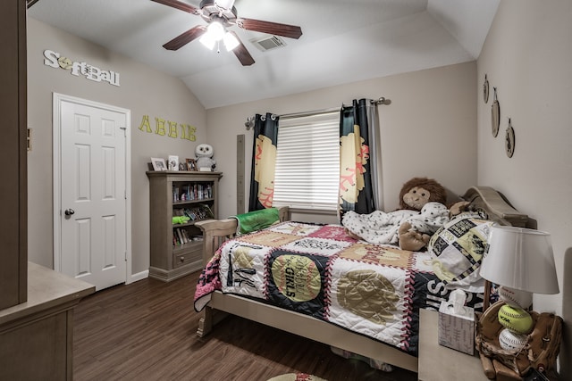 bedroom with dark wood-type flooring and ceiling fan