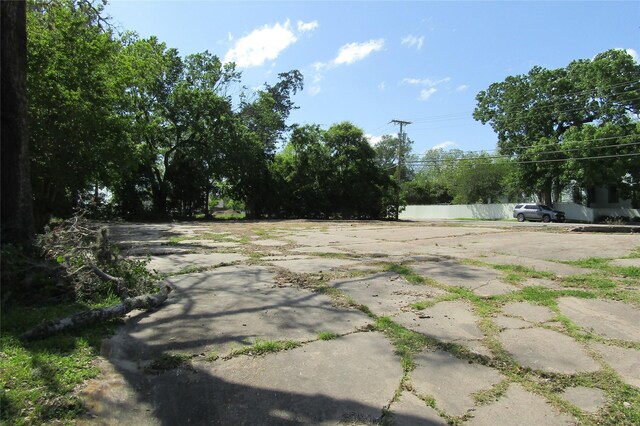 401 Drew Rd, Livingston, TX 77351 - photo 6