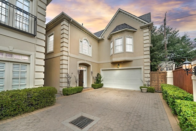 view of front facade with a garage