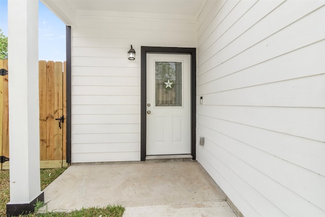 view of entrance to property