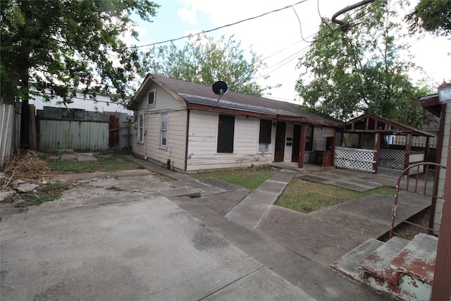 view of front of home