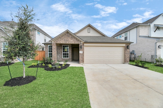 view of front facade featuring a garage and a front yard