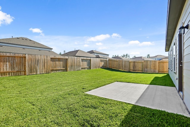 view of yard with a patio