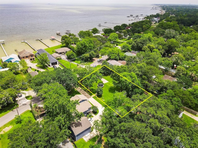 Listing photo 2 for 3726 Bayshore Dr, Bacliff TX 77518