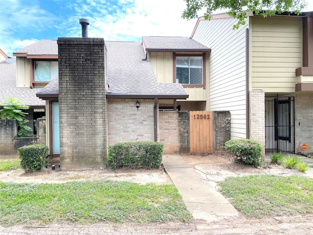 view of townhome / multi-family property