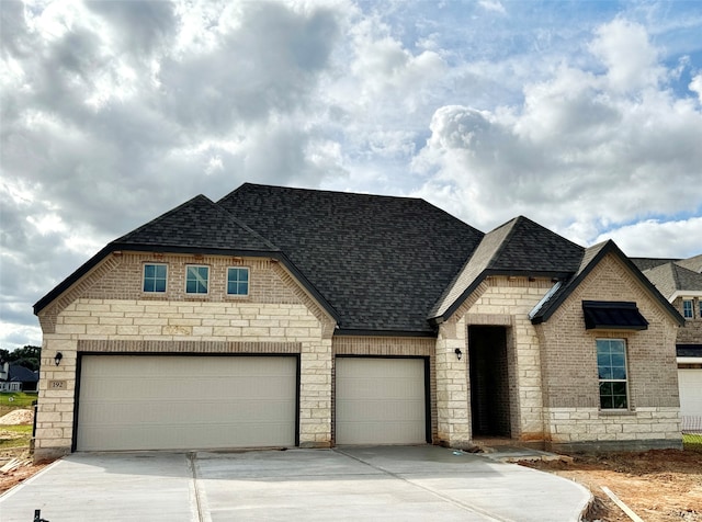 view of front facade with a garage