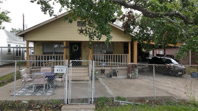 view of front of property with a porch