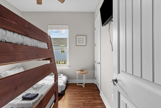 119 Velasco Shores Dr, Surfside Beach, TX 77541 - bedroom featuring wood finished floors and a ceiling fan
