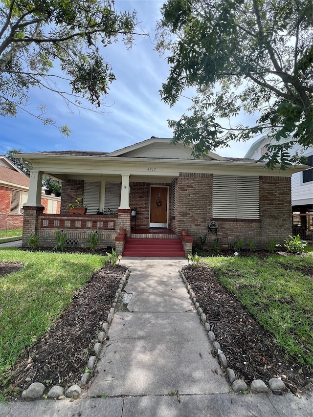 view of front of home with covered porch