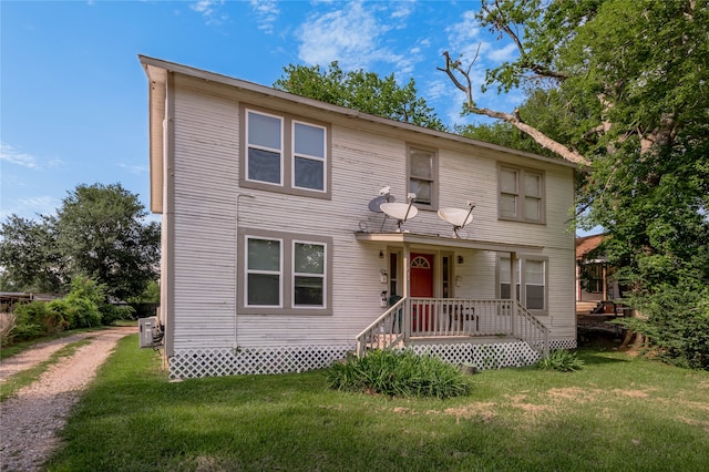 front of property featuring a front yard