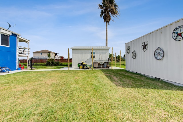 view of yard with a patio area