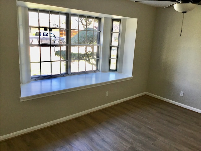 unfurnished room featuring wood-type flooring and ceiling fan