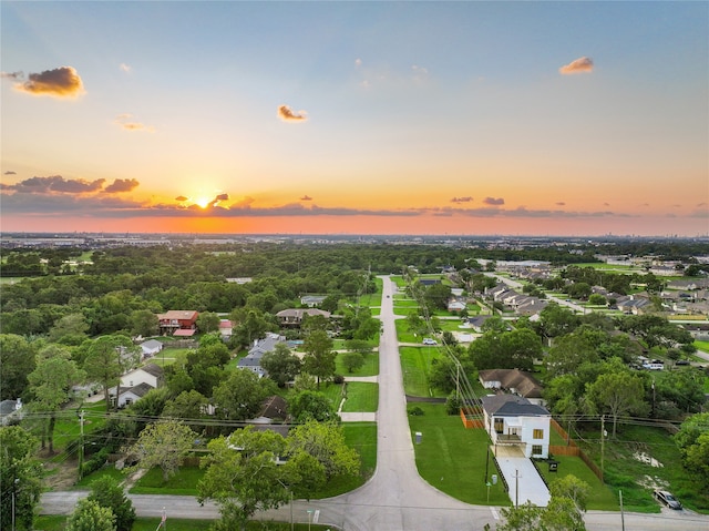 view of aerial view at dusk