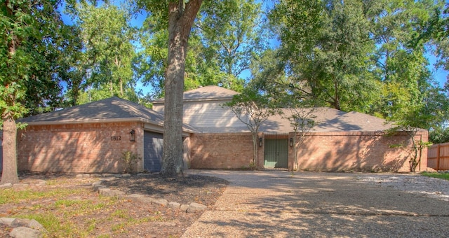 view of front facade with a garage