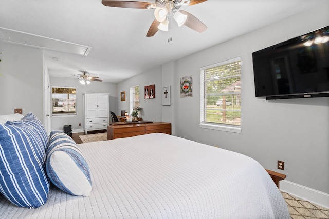 bedroom featuring ceiling fan