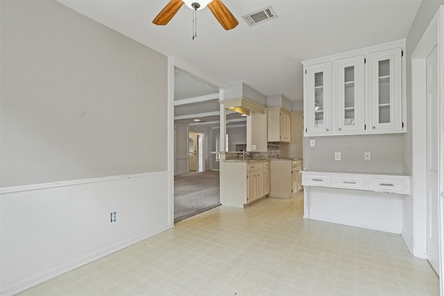 kitchen with ceiling fan