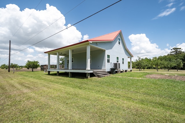 exterior space with a yard