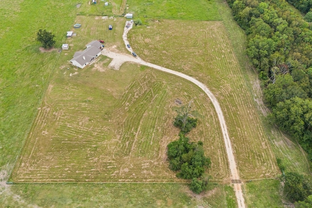 birds eye view of property featuring a rural view