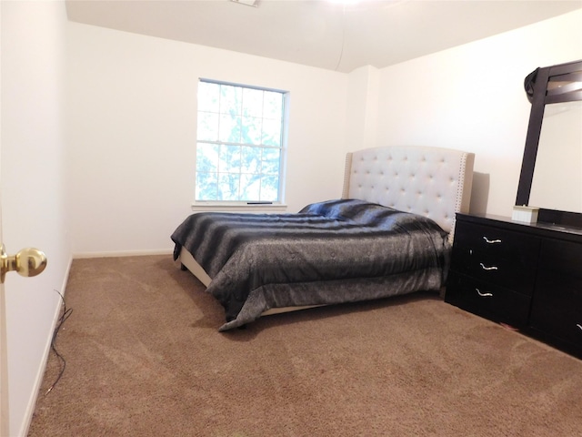 bedroom featuring carpet floors