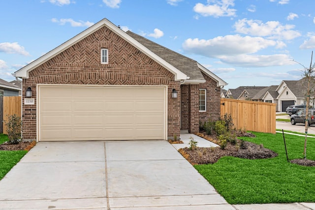 view of front of property with a front yard