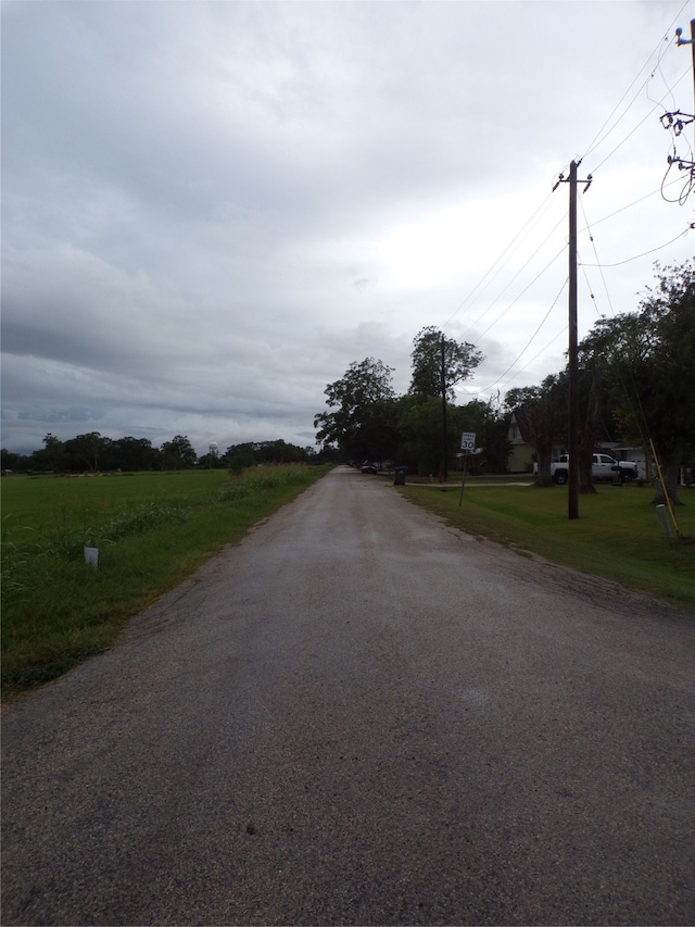 Listing photo 3 for 000 Earl St, El Campo TX 77437