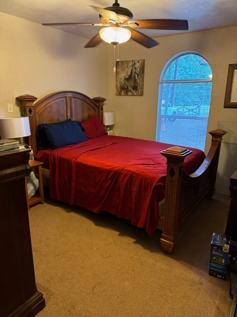 bedroom with carpet flooring and ceiling fan