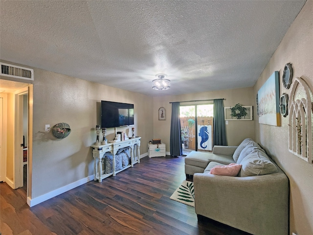 Listing photo 3 for 3300 Pebblebrook Dr Unit 69, Seabrook TX 77586