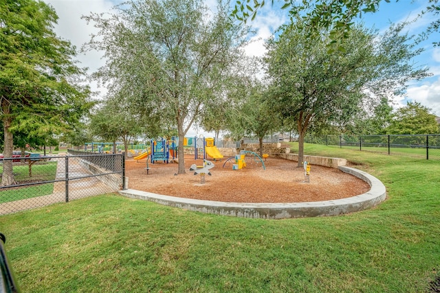 view of jungle gym featuring a yard