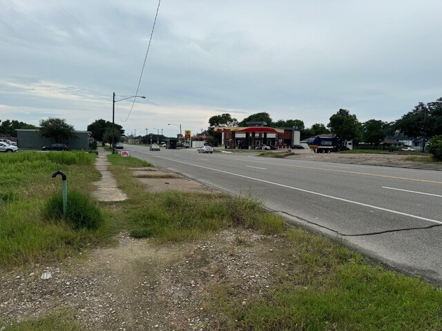 1119 6th St N, Texas City, TX 77590 - photo 7