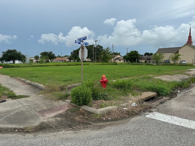 1119 6th St N, Texas City, TX 77590 - photo 15