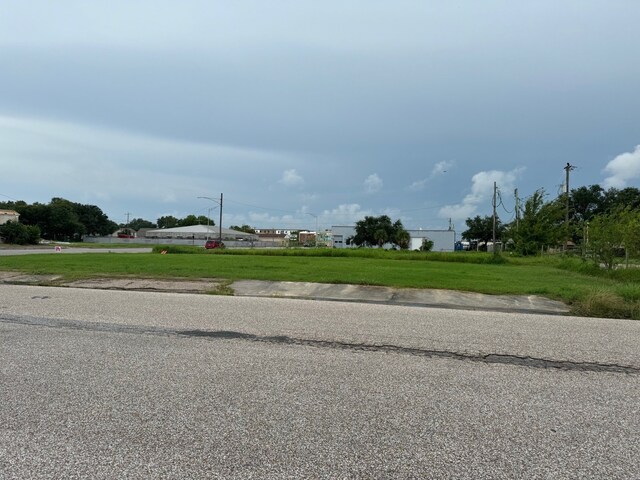 1119 6th St N, Texas City, TX 77590 - photo 30