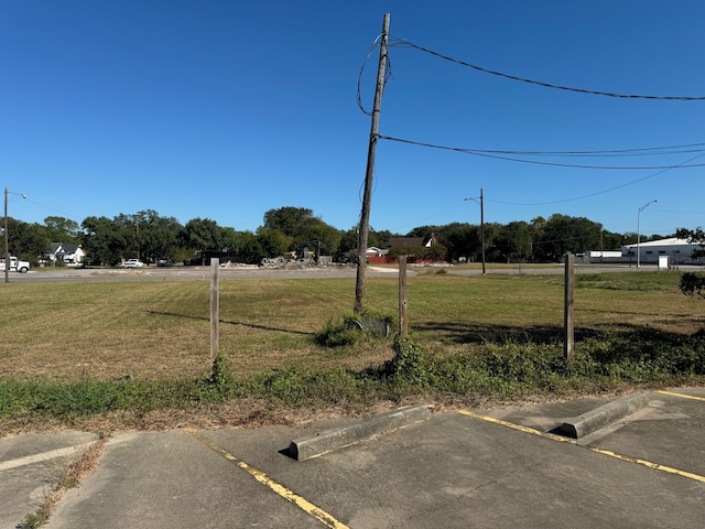 1119 6th St N, Texas City, TX 77590 - photo 3