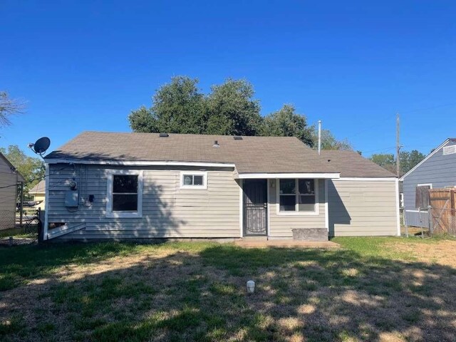 1507 Demaree Ln, Houston, TX 77029 - view of back of property