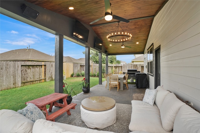 view of patio featuring ceiling fan and an outdoor hangout area