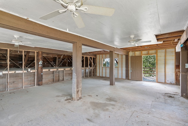 misc room featuring ceiling fan