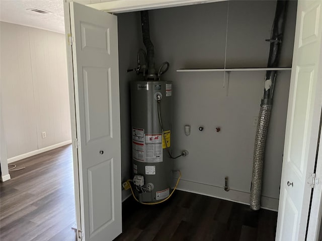 1801 Southline St, Cleveland, TX 77327 - utilities featuring water heater