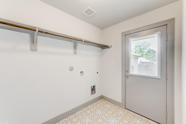 11913 Mockingbird Ln, Montgomery, TX 77356 - washroom with electric dryer hookup, hookup for a washing machine, baseboards, and hookup for a gas dryer