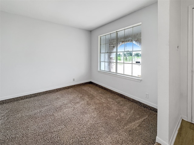 view of carpeted spare room