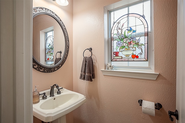 bathroom with sink