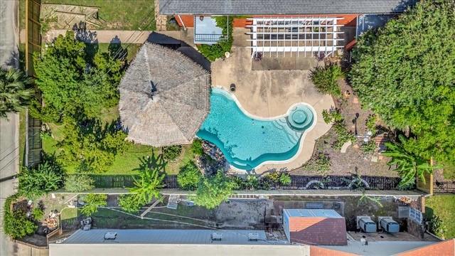 2601 Christopher Sq, Galveston, TX 77551 - bird's eye view of a pool