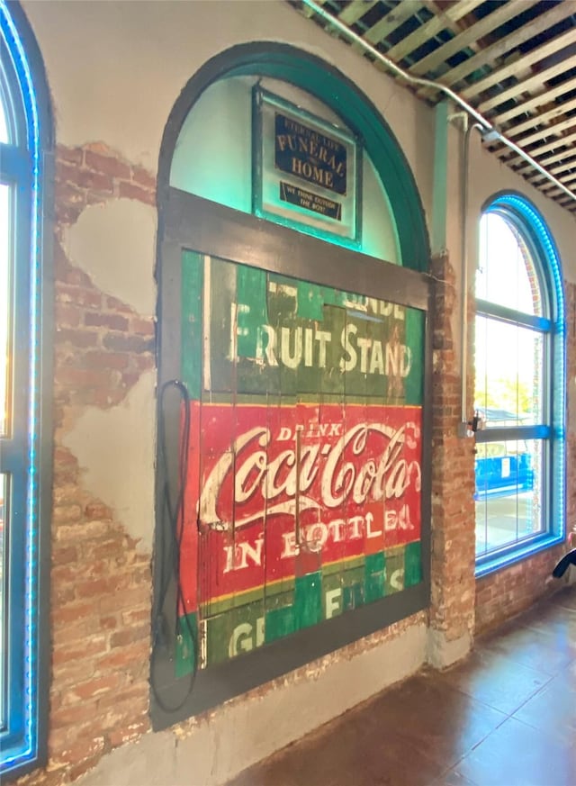 2127 Broadway St, Galveston, TX 77550 - view of room details