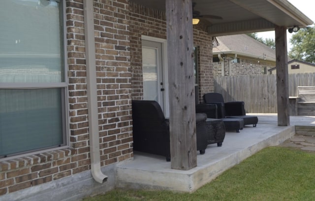 view of patio with ceiling fan