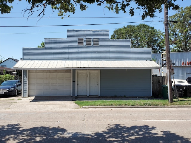 view of front of house with a garage