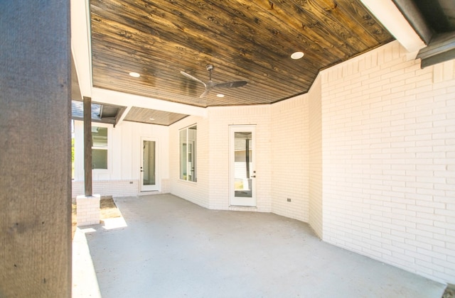 view of patio with ceiling fan