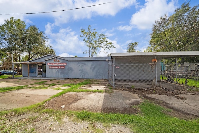 view of side of property