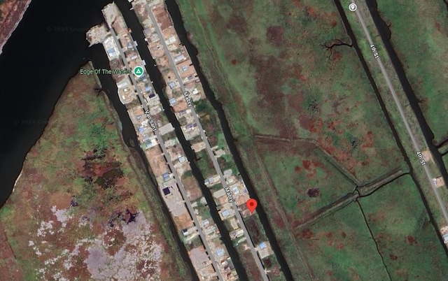 1380 Mabry St, Gilchrist, TX 77617